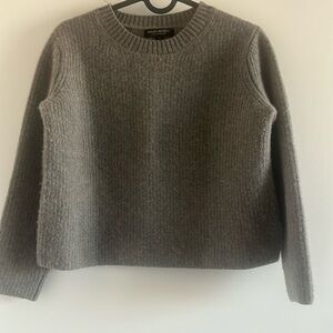 Banana Republic 100% Cashmere cardigan in size S